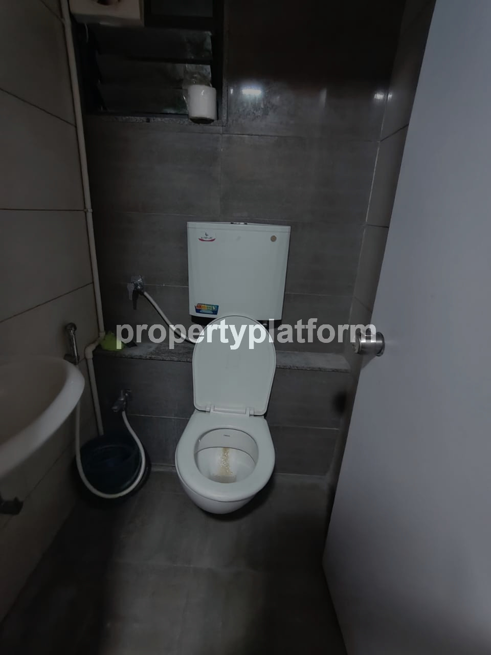 Office for Rent in Prahlad Nagar Ahmedabad