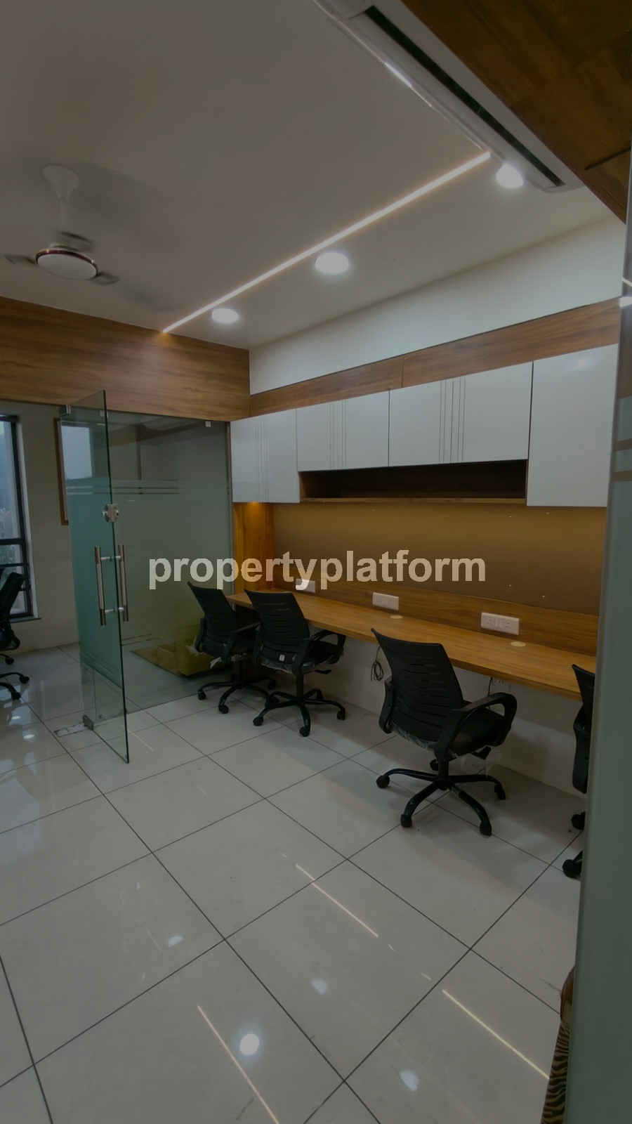 Office for Rent in Prahlad Nagar Ahmedabad