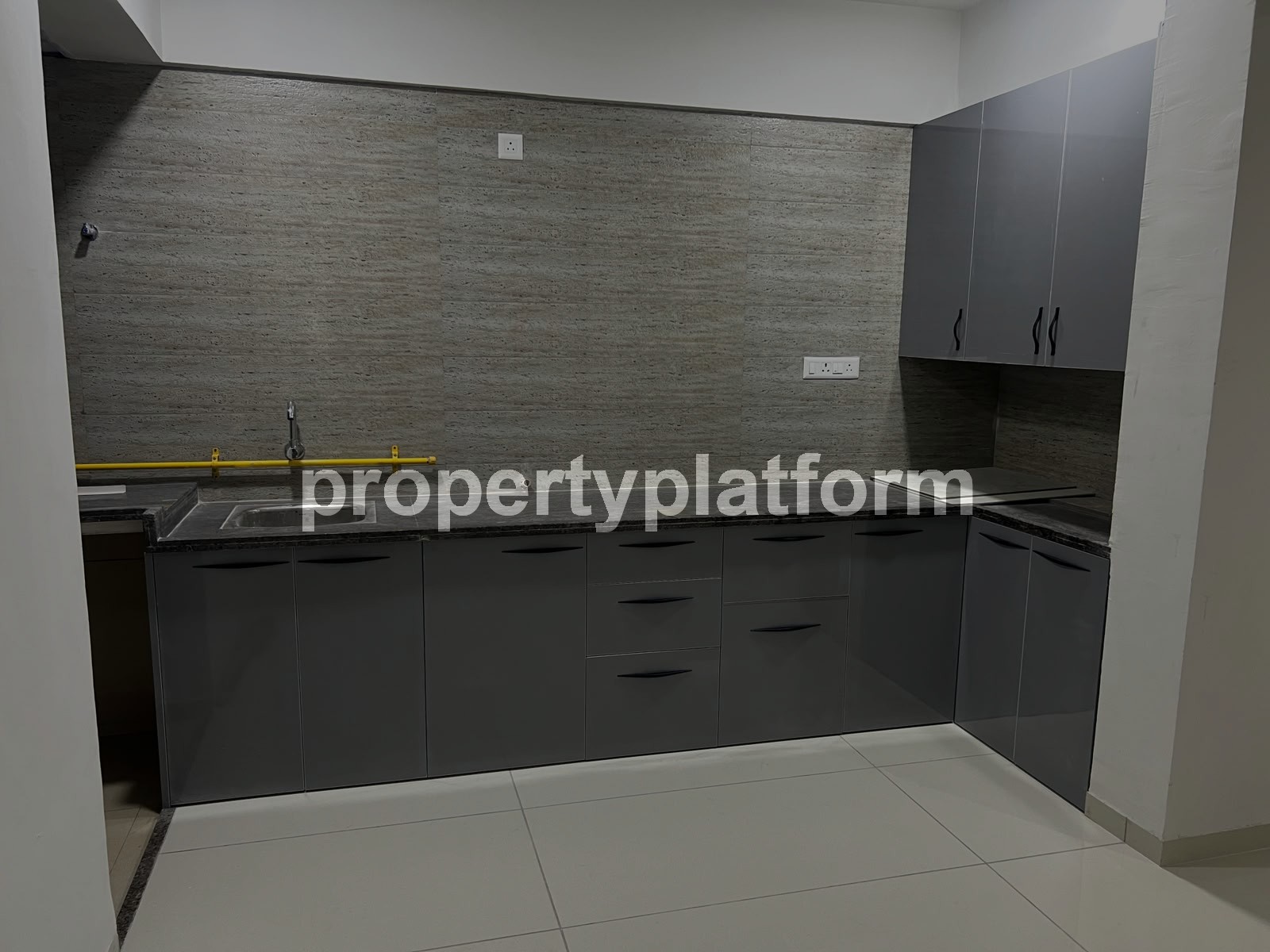 Apartment for Rent in Shela Ahmedabad