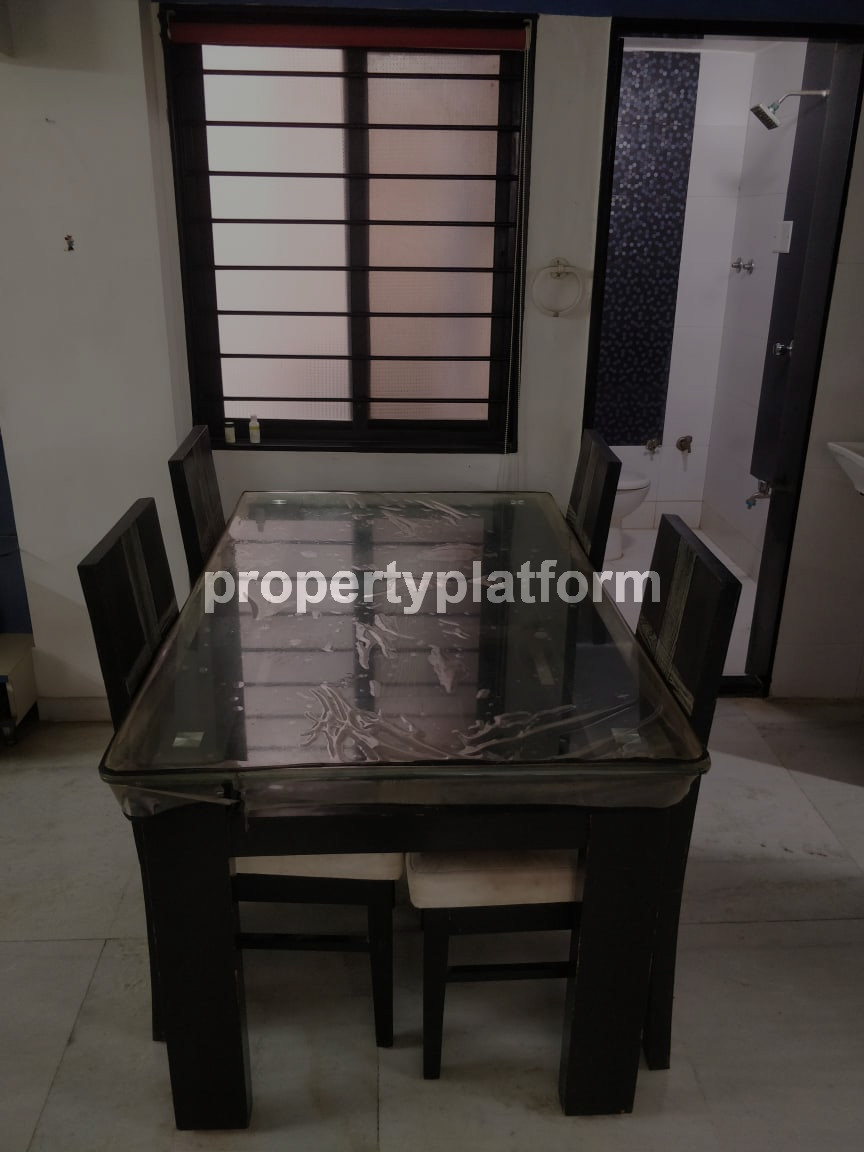 Apartment for Rent in Thaltej Ahmedabad