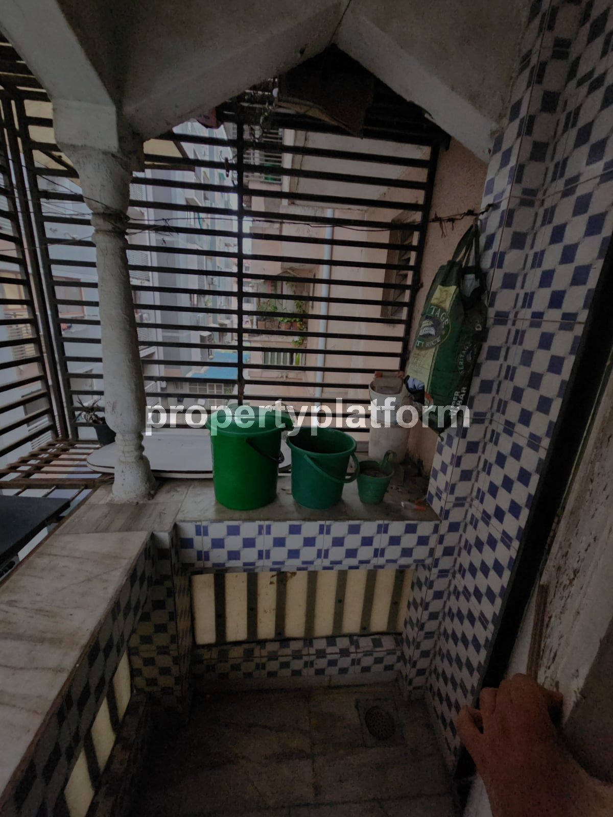 Apartment for Rent in Thaltej Ahmedabad