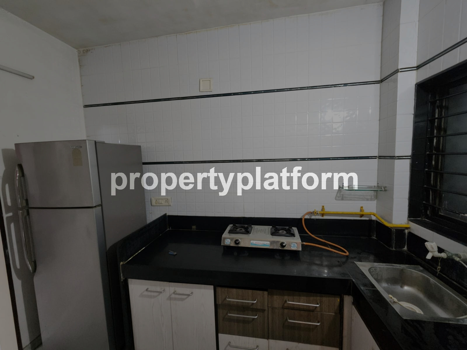 Apartment for Rent in Thaltej Ahmedabad