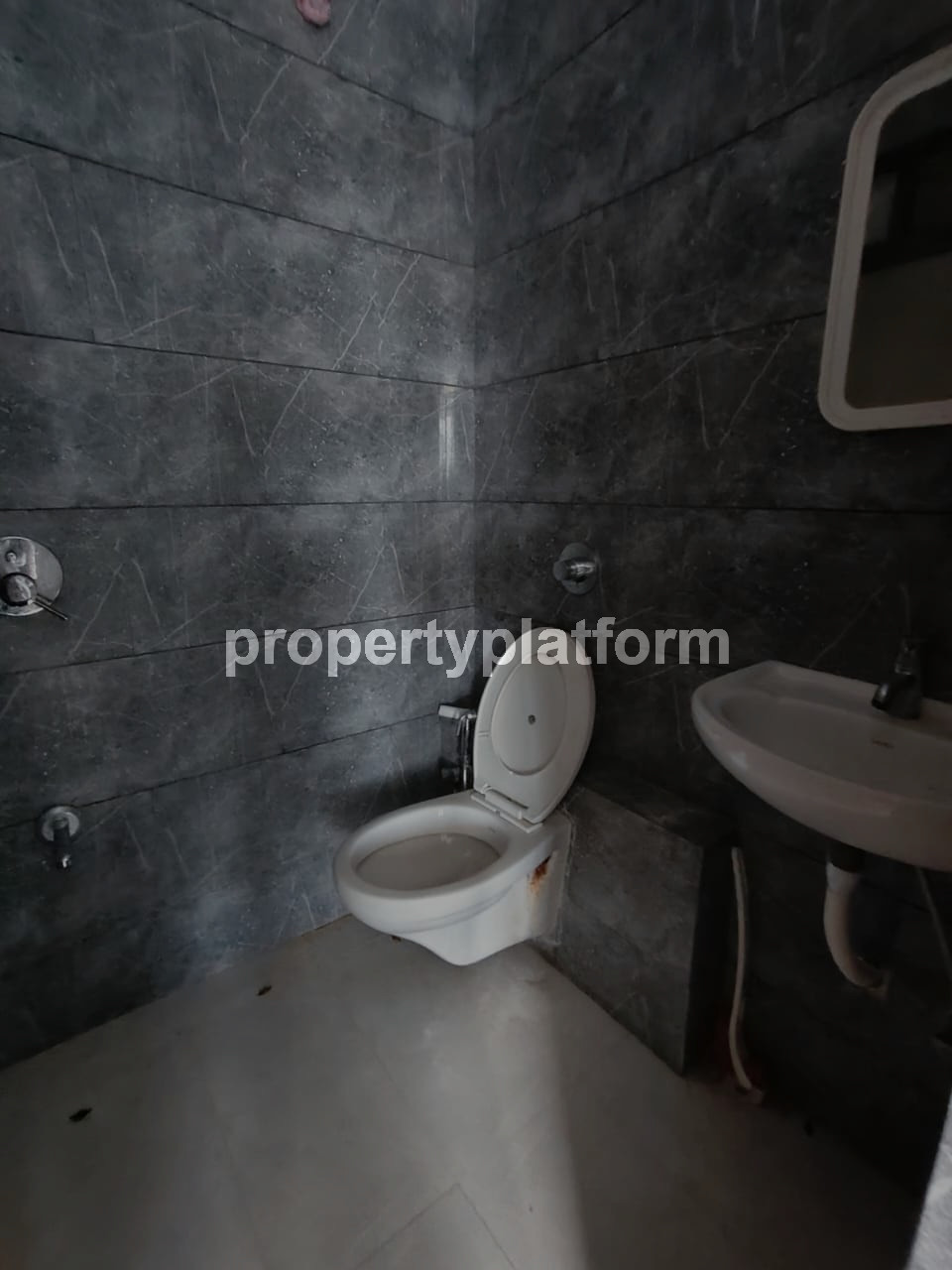Apartment for Rent in Shela Ahmedabad